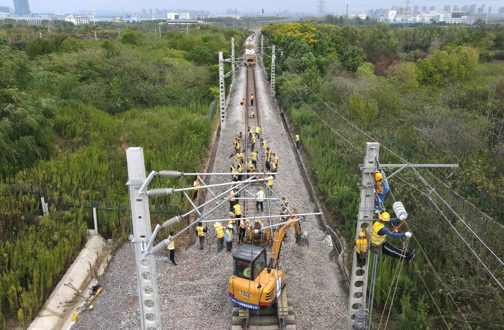 引江濟(jì)淮寧西、滬蓉鐵路改建工程全部完成