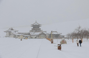 雪落敦煌