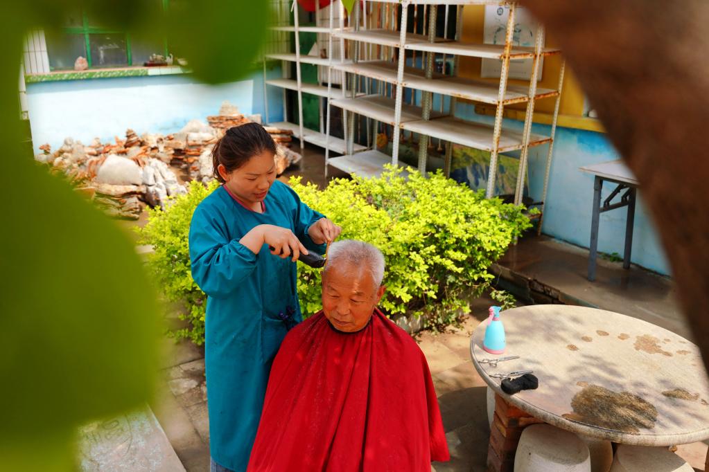 河北平鄉(xiāng)：“幸福小院”為農(nóng)村老人營造幸福晚年