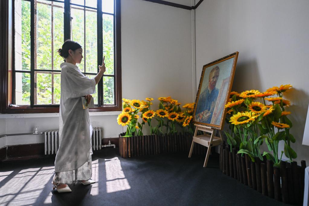 天津：在數(shù)字藝術(shù)博物館里探秘“梵高的世界”