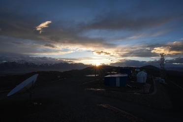 國道之行 從雪山奔向大海丨守著璀璨星空的人